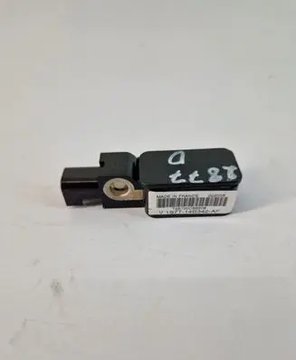 Ford Mondeo Mk III Airbag deployment crash/impact sensor 1S7T14B342AF