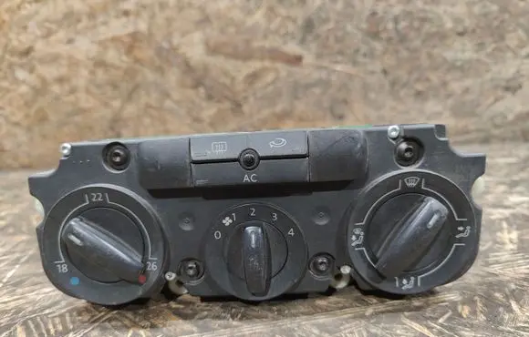Volkswagen Caddy Climate control unit