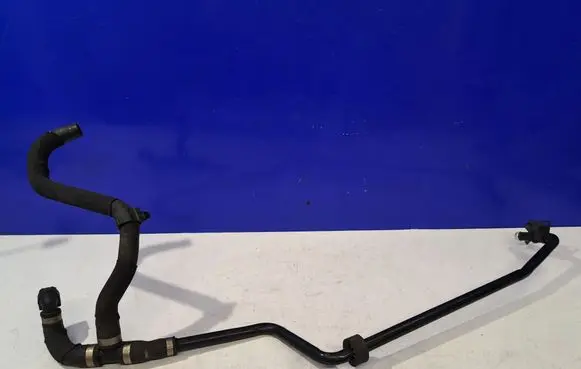 Mercedes-Benz CLS C218 X218 Engine coolant pipe/hose A6262030017