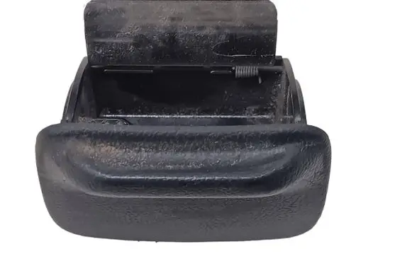 Ford Escort Car ashtray 95ABA048A42ABW