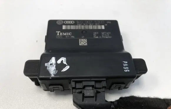 Audi A3 S3 8P Other control units/modules 1K0907530D