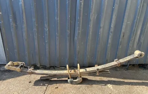 Toyota Hilux VIII Rear leaf spring