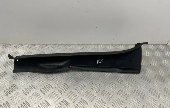 Other engine bay part