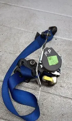 Opel Agila A Front seatbelt