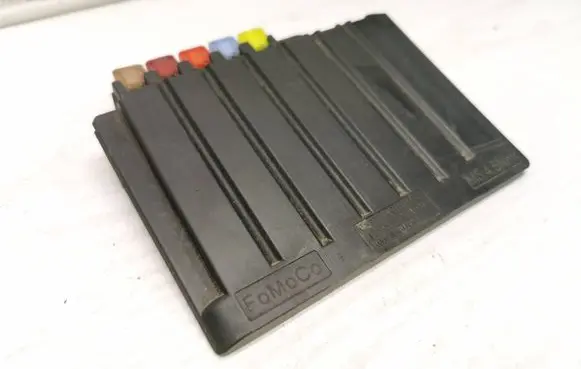 Volvo XC60 Fuse box cover 6G9T14A076MB K067R