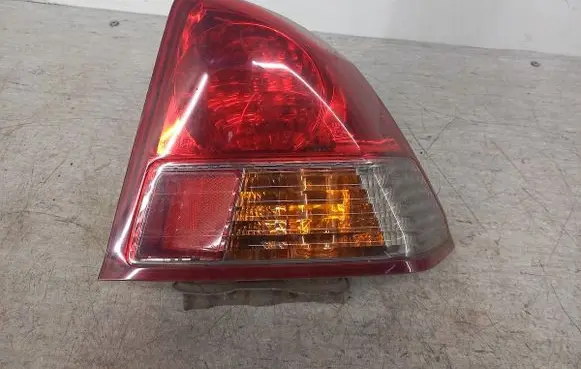 Honda Civic Rear/tail lights P2662R