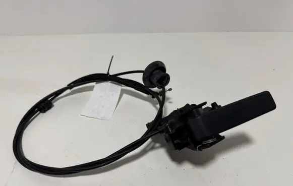 Peugeot 308 Engine bonnet (hood) release handle