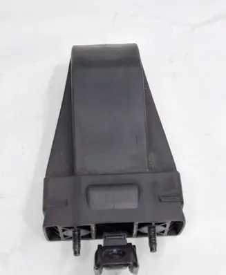 BMW 5 G30 G31 Rear door check strap stopper 7440352