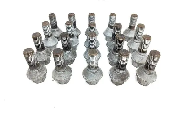 Renault Trafic III (X82) Nuts/bolts 