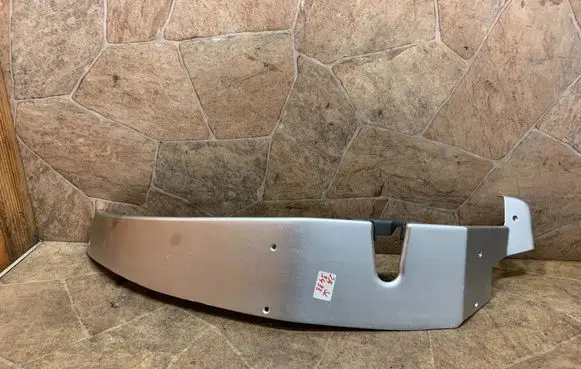 Mercedes-Benz SL R230 Front door card panel trim A2307280421