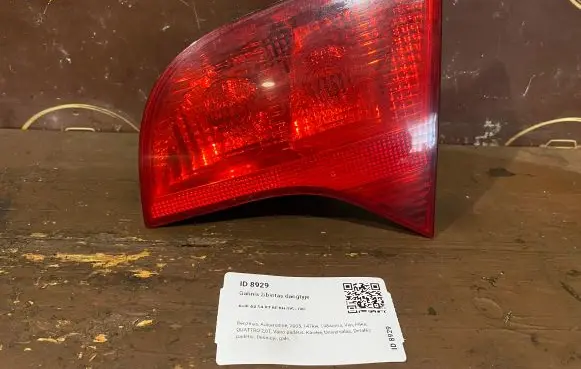 Audi A4 S4 B7 8E 8H Tailgate rear/tail lights 8E9945094