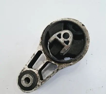 Engine mount bracket