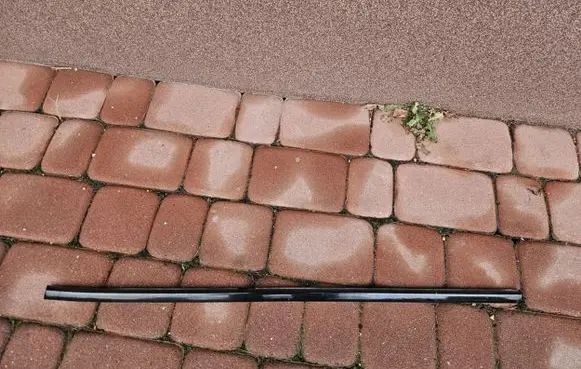 Opel Adam Windshield/front glass wiper blade 41TYS