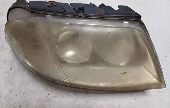Volkswagen PASSAT B5.5 Headlight/headlamp 3B0941016AP