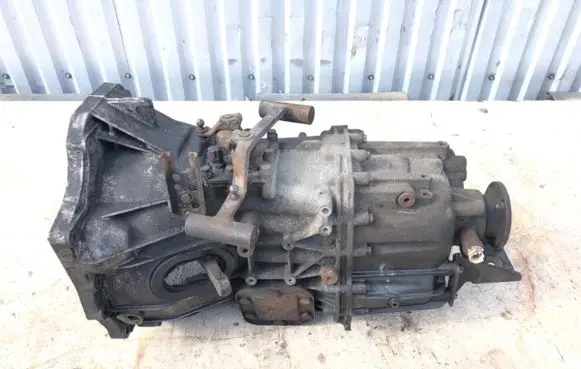Iveco Daily 3rd gen Manual 5 speed gearbox 