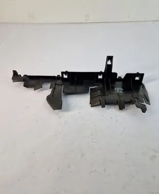 Volkswagen Jetta VI Intercooler air guide/duct channel 5C6121283G