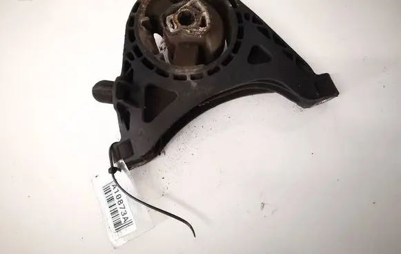 Opel Insignia A Engine mount bracket 13227769 230006
