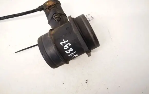 Skoda Octavia Mk2 (1Z) Mass air flow meter 0281002531 038906461b