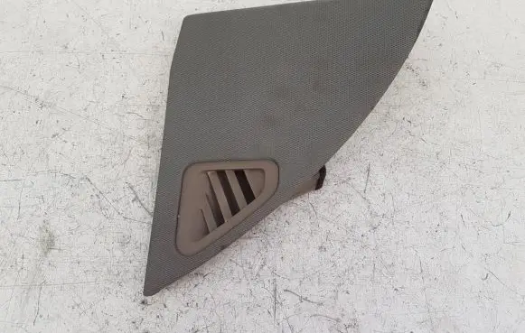 Nissan Murano Z50 Front door speaker cover trim 68420CA000