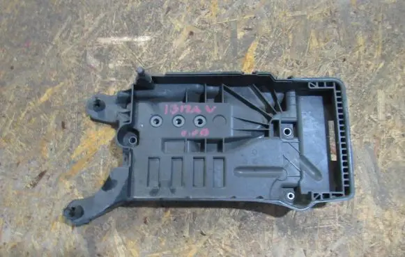Seat Ibiza V (KJ) Battery box tray 2Q0915331 831683
