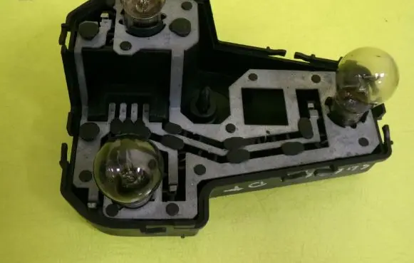 Volkswagen Sharan Tail light bulb cover holder