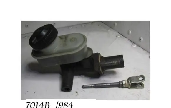 Mazda 626 Clutch master cylinder 7014B 984