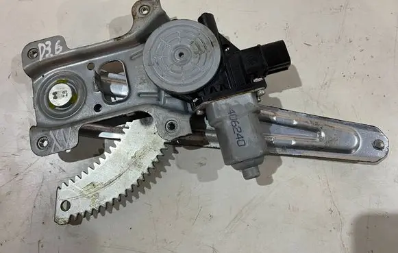 Subaru XV Rear door window regulator with motor