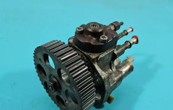 Opel Astra J Fuel injection high pressure pump HU2940001003 IMPRK1587294