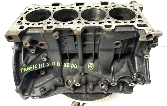 Renault Trafic III (X82) Engine block 