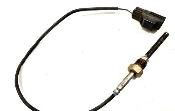 Volvo V70 Exhaust gas temperature sensor 30729648A 0547153207375