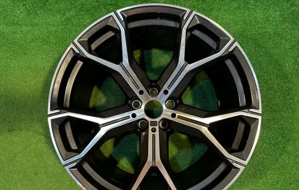 BMW X6M G06 F96 R21 alloy rim 
