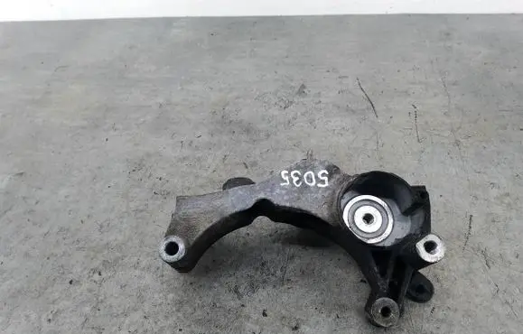 Opel Meriva A Generator/alternator bracket 897364345