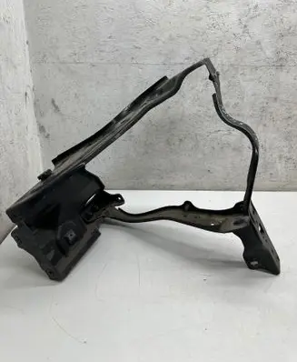 Mercedes-Benz CLS C218 AMG Headlight/headlamp mounting bracket A2186200600