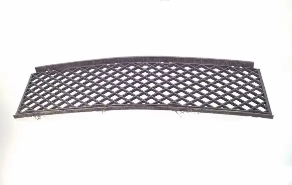 BMW 7 E65 E66 Front bumper lower grill 7135573 51117135573
