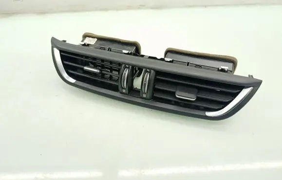 Alfa Romeo Giulia Dash center air vent grill 1561382370 464000934