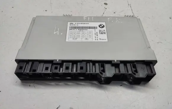 BMW 5 F10 F11 Seat control module 9225623 61359225623