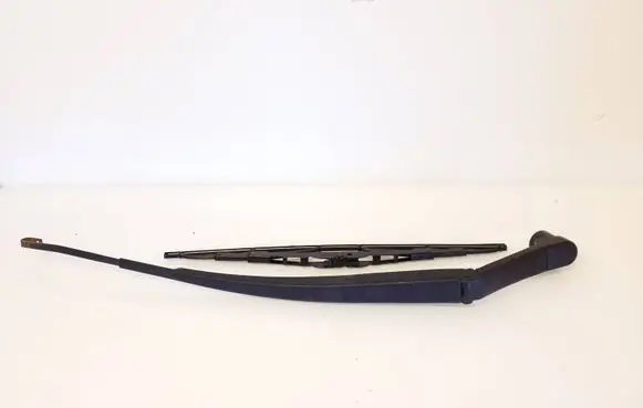 Mazda CX-7 Front wiper blade arm