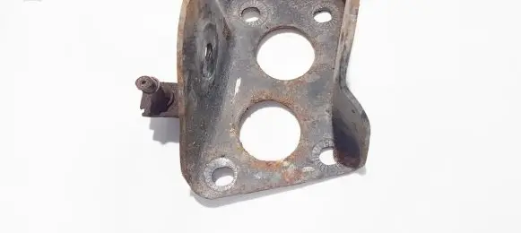 Audi A3 S3 8L Bracket in trunk/boot 