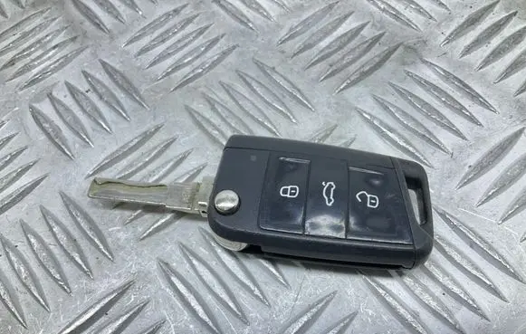 Seat Leon (5F) Ignition key/card 5F0959752D