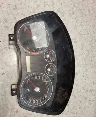 Ford Focus Speedometer (instrument cluster) 3M5F10841B 3M5F10A855A