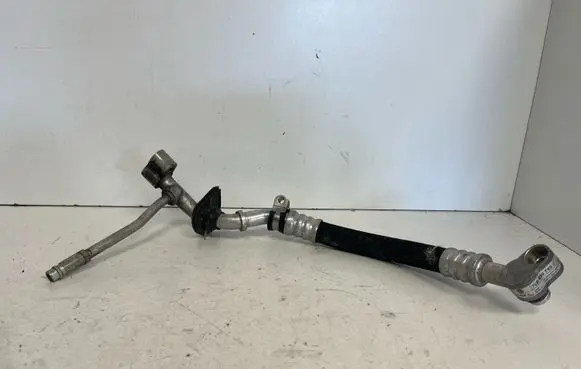 Audi Q7 4L Air conditioning (A/C) pipe/hose 7L6820743J