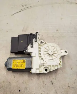 Volkswagen Golf IV Rear door window regulator motor 1J4959812C