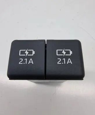 Toyota RAV 4 (XA50) USB socket connector 8553233020