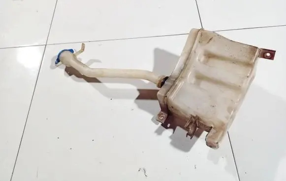 Ford Maverick Windshield washer fluid reservoir/tank k7841009000