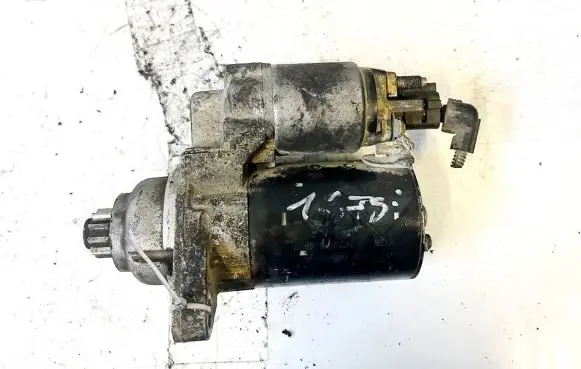 Volkswagen Jetta V Starter motor 001120408