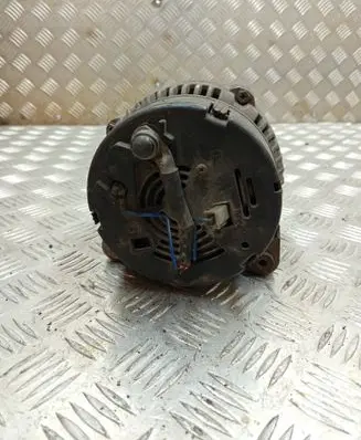 Volkswagen PASSAT B6 Generator/alternator 0123515008 028903028F