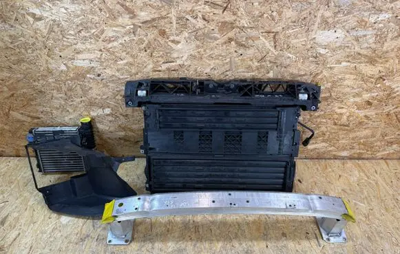 Peugeot 308 Radiator support slam panel