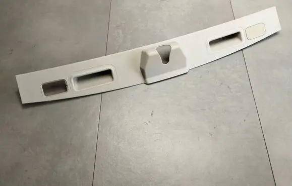 Mercedes-Benz ML W164 Tailgate/boot lid lock trim A1647400030