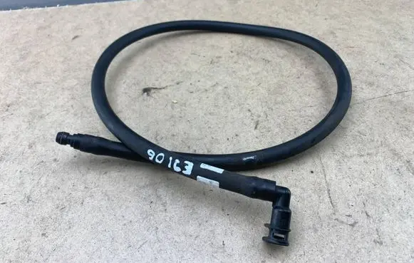 BMW 3 E90 E91 Headlight washer hose/pipe 61677117844 7117844