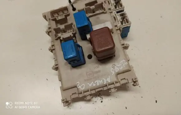 Nissan Almera N16 Fuse module 243505M310